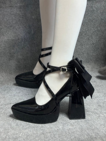 Dark pointed thick heels with big bow lolita shoes