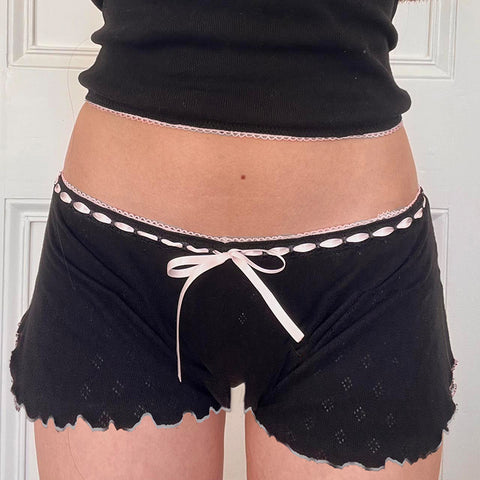 Home girl lace stitching bow tie low waist shorts