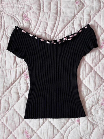 Original black knitted short-sleeved T-shirt