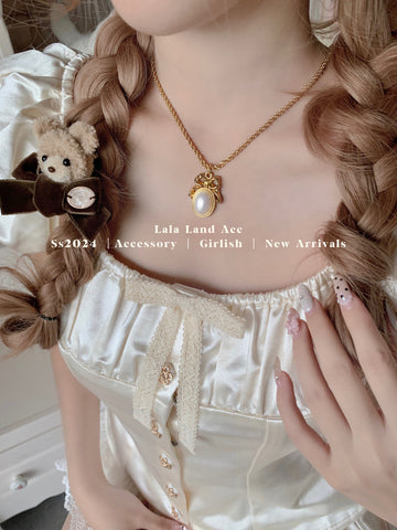 Retro Girl Bow Pearl Pendant Necklace Clavicle Chain