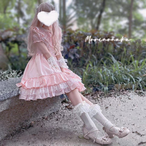 Retro French girl pink lolita dress