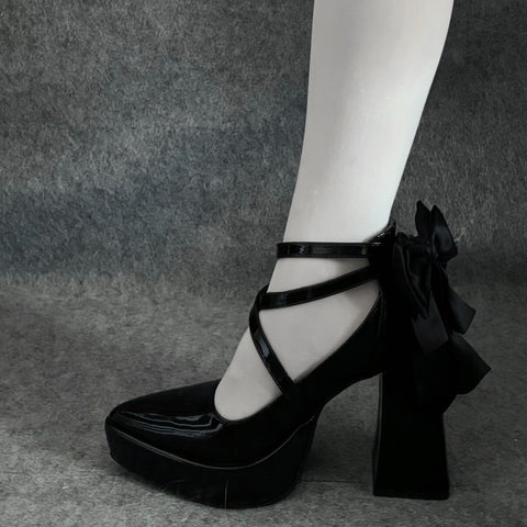 Dark pointed thick heels with big bow lolita shoes