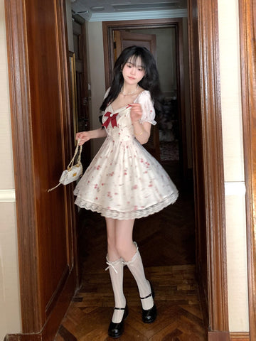 Sweet age-reducing bow floral lace heart-neck dress