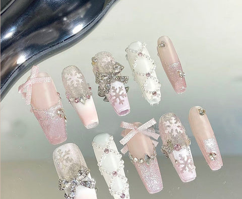 Winter Warm Sun Pink Butterfly Snowflake Sequins Removable Nail Nails Wearable Nails