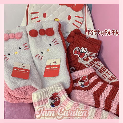 *Hello Kitty red girl's cute home woolen lambswool thermal socks