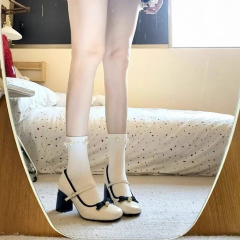 Small fragrant bow high heels