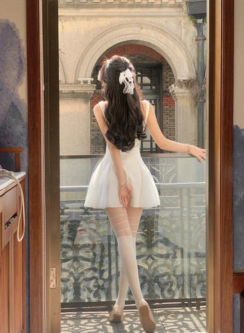 Temperament French style white fairy suspender dress
