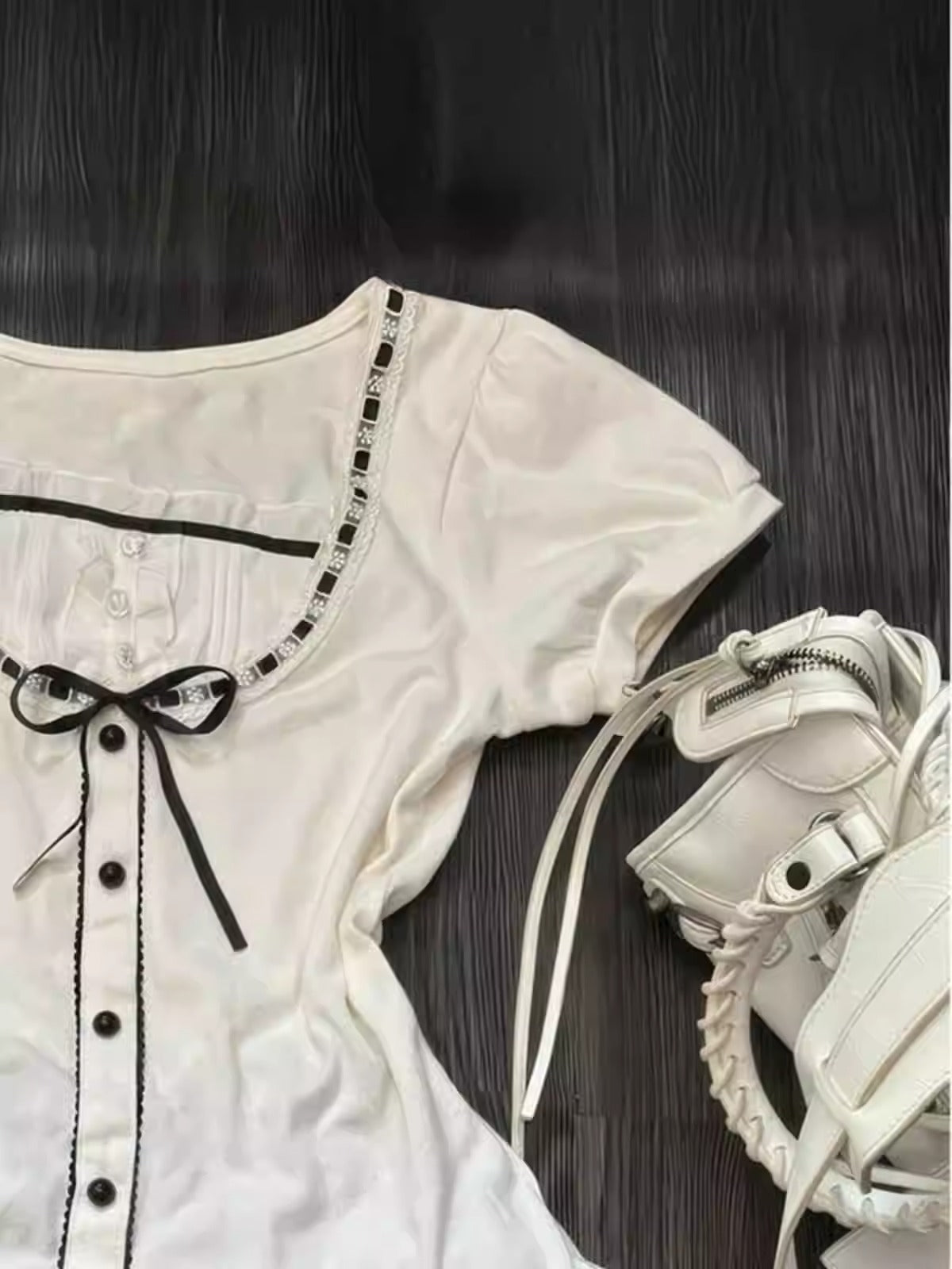 White fresh cotton splicing suit