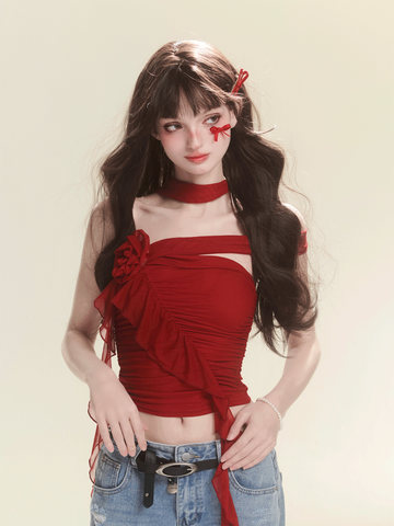 Hot girl in red short-sleeved summer waistless design