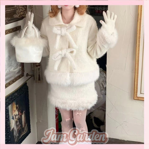 Autumn Warm And Cute Short Jacket And Skirt For Cute Girls